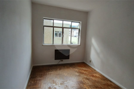 Apartamento à venda com 4 quartos, sendo 2 suítes,  em Tijuca, Rio de Janeiro, RJ