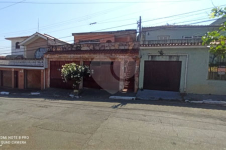 Casa à venda com 6 quartos em Jardim Oriental, São Paulo, SP