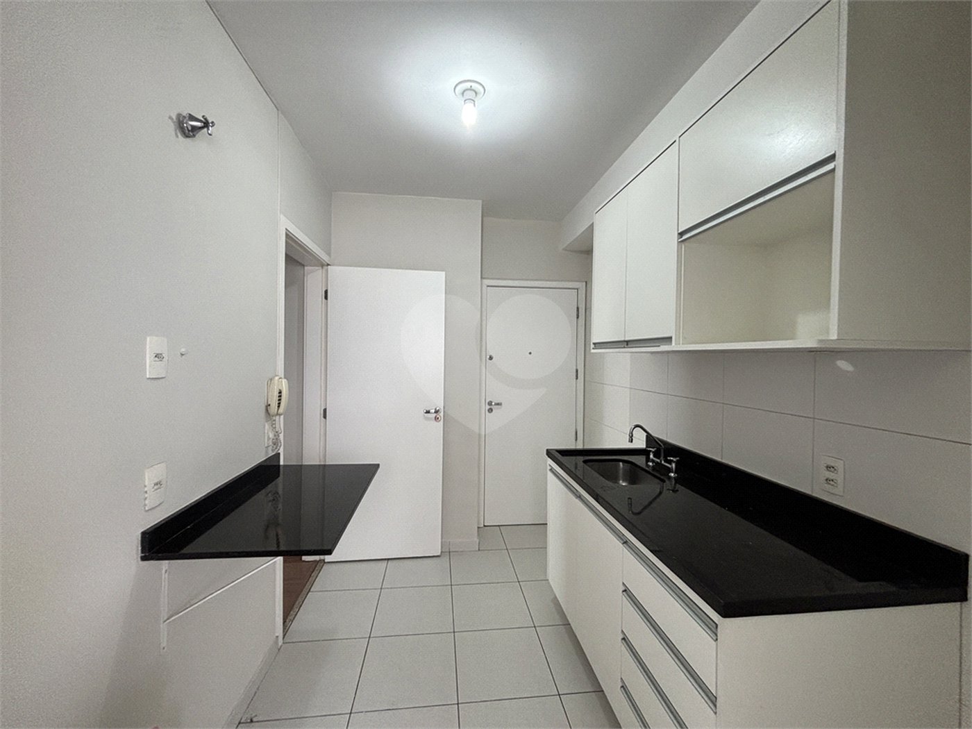 Apartamento para alugar com 3 quartos, sendo 1 suíte, em Barra Funda, São Paulo, SP