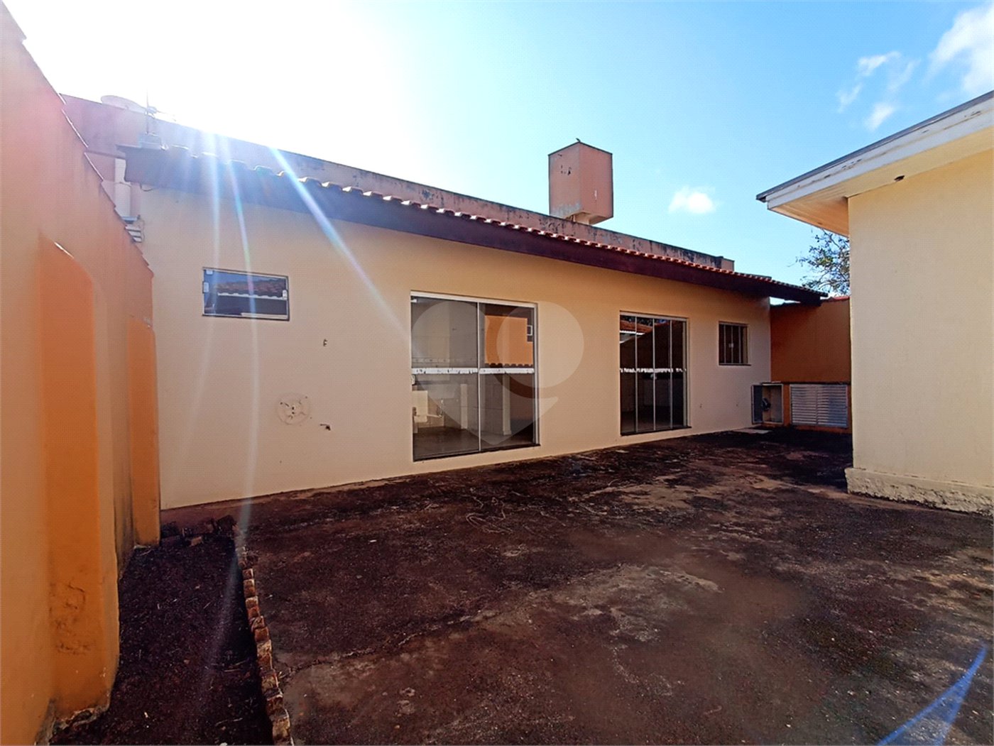 Casa à venda com 3 quartos, sendo 2 suítes,  no Centro, Itapetininga, SP