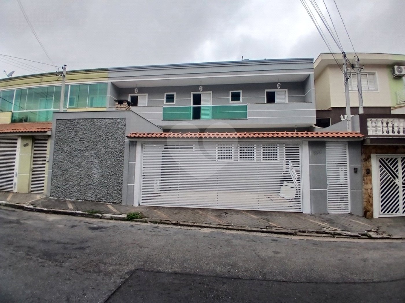 Sobrado à venda com 3 suítes em Vila Medeiros, São Paulo, SP