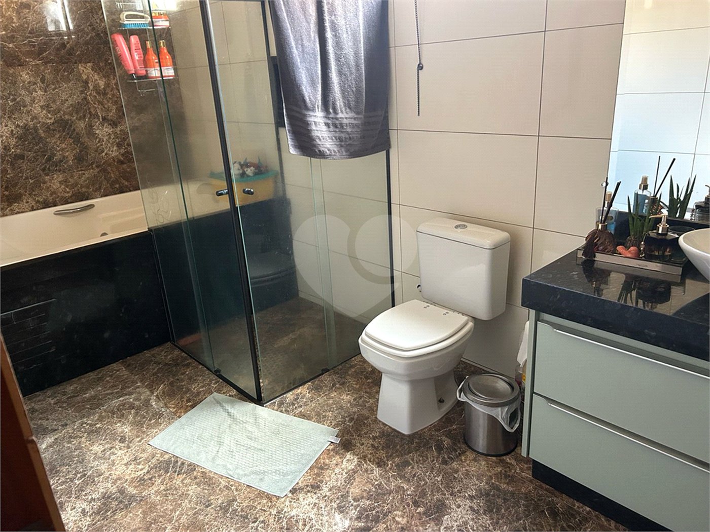 Casa à venda com 3 quartos, sendo 2 suítes, em Jardim de Cresci, São Carlos, SP