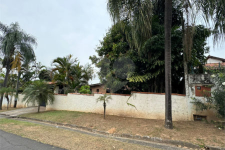 Casa à venda com 3 quartos, sendo 1 suíte, no condomínio Haras São Luiz, Salto - SP