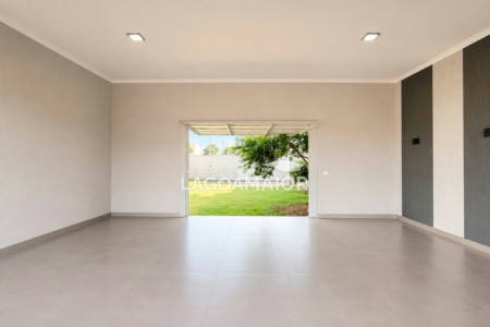 Casa à venda com 3 quartos, sendo 3 suítes, no condomínio Residencial Costa Leste, Três Lagoas - MS