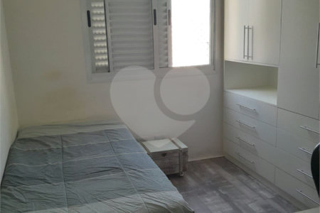 Apartamento à venda com 3 quartos, sendo 1 suíte, em Jardim Marajoara, São Paulo, SP