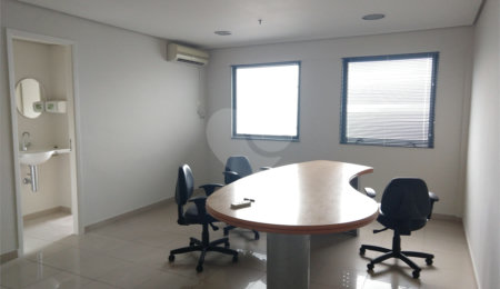 Sala à venda em Água Branca, São Paulo, SP