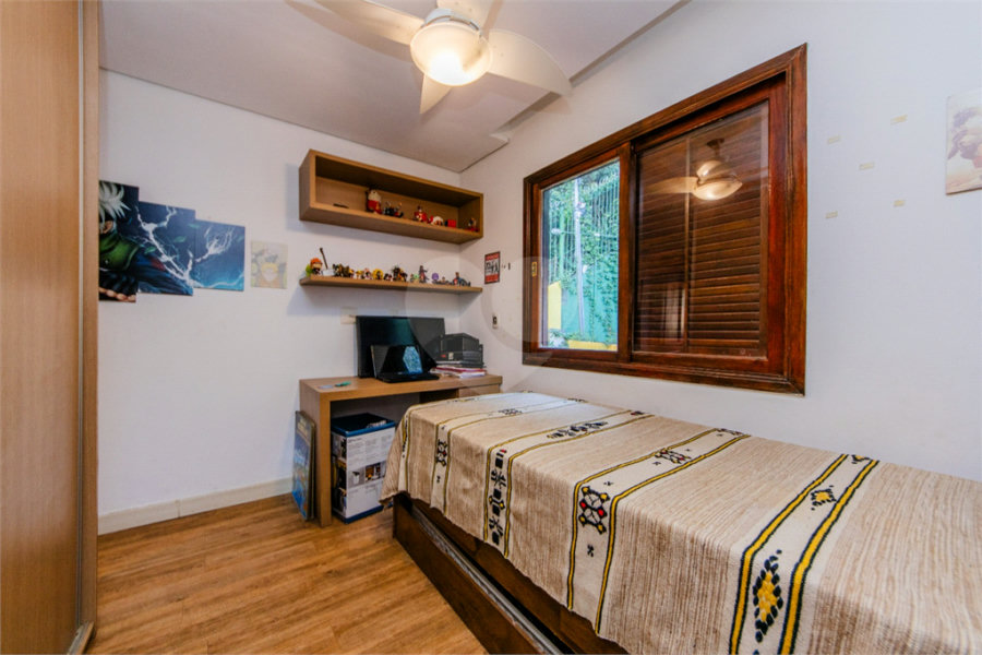 Casa à venda ou para alugar com 4 quartos, sendo 3 suítes,  no condomínio Da Serra, São Paulo - SP