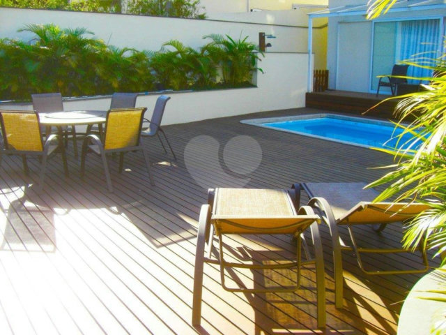 Casa de Vila à venda com 4 suítes em Morumbi, São Paulo, SP