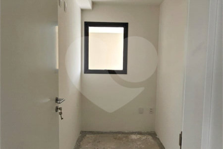 Apartamento à venda com 3 suítes em Água Branca, São Paulo, SP