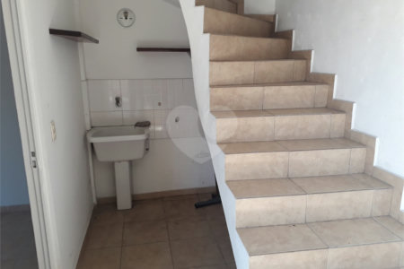 Casa à venda com 2 quartos em Vila Cordeiro, São Paulo, SP