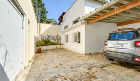 Casa à venda com 5 quartos, sendo 3 suítes, no condomínio Triplex, São Paulo - SP