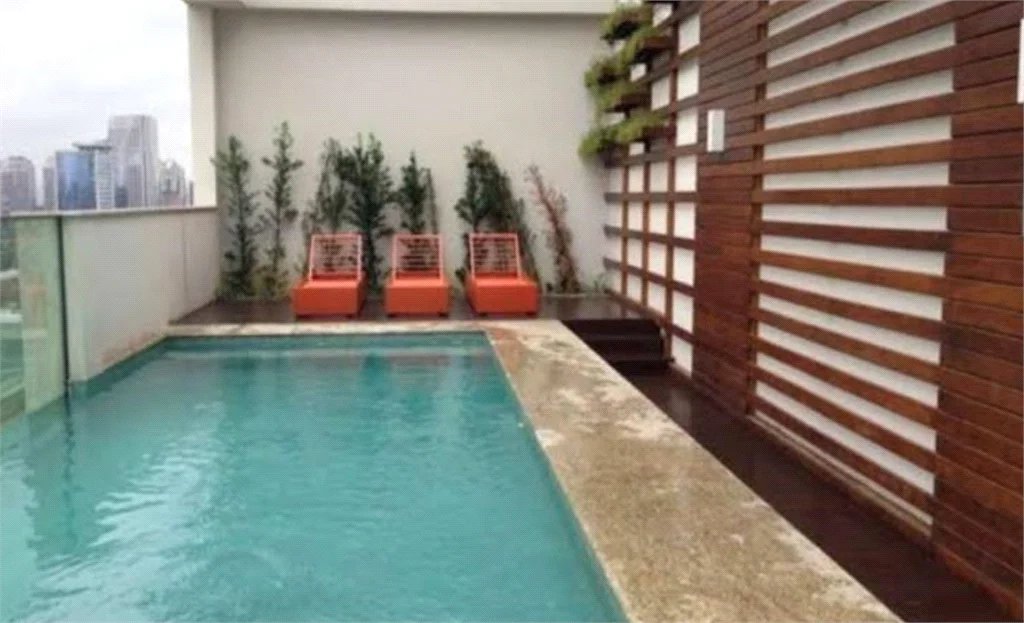 Apartamento à venda com 2 quartos, sendo 1 suíte,  em Vila Gertrudes, São Paulo, SP