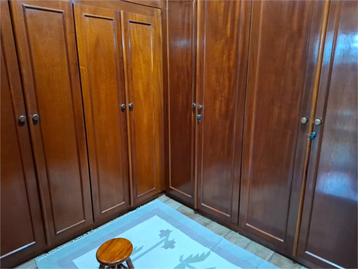 Sobrado à venda com 4 quartos, sendo 2 suítes, em Jardim Leonor, São Paulo, SP