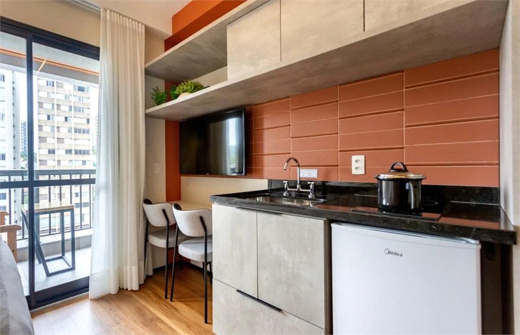 Apartamento à venda com 1 quarto em Jardim das Bandeiras, São Paulo, SP