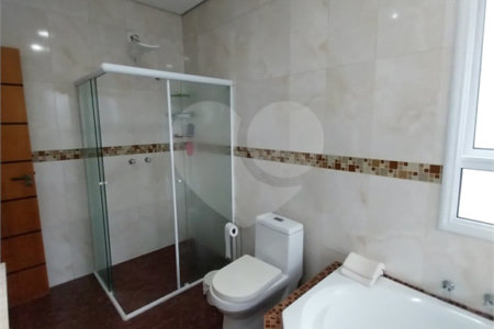 Casa à venda com 3 quartos, sendo 1 suíte, no condomínio Mosaico da Serra, Mogi das Cruzes - SP