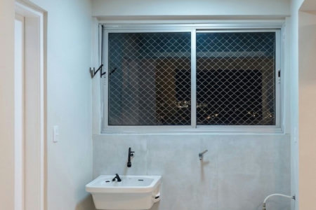 Apartamento com 2 dormitórios à venda, 76 m² por R$ 365.000,00 - Vila Júlia - Guarujá/SP