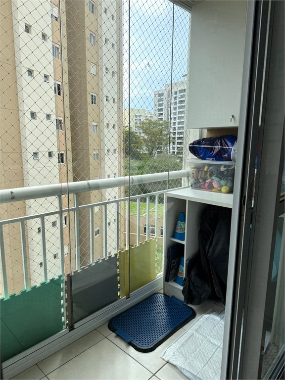 Apartamento à venda com 2 quartos, sendo 1 suíte,  em Vila Andrade, São Paulo, SP