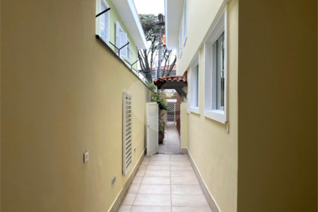 Casa para alugar com 3 quartos, sendo 1 suíte, em Santo Amaro, São Paulo, SP