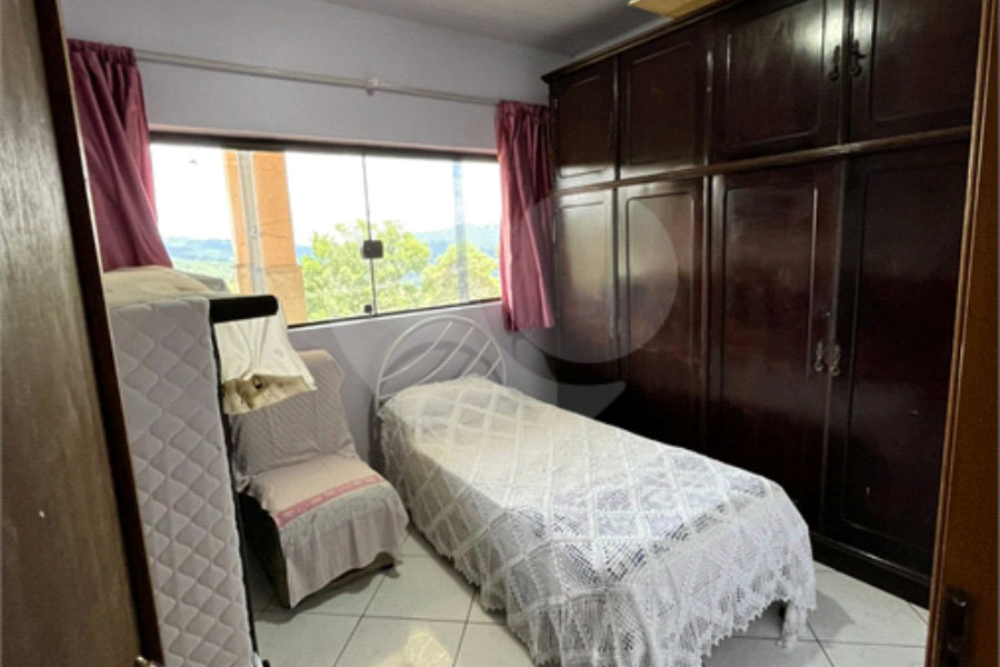 Casa à venda com 5 quartos em Luiz Fagundes, Mairiporã, SP