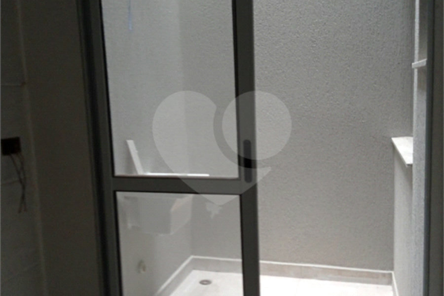 Casa à venda com 2 quartos no condomínio Regina, São Paulo - SP