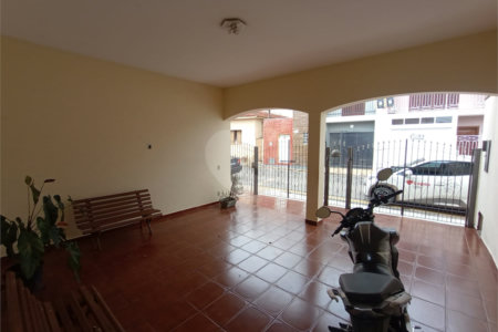 Casa à venda com 4 quartos, sendo 1 suíte,  no Centro, Itapetininga, SP