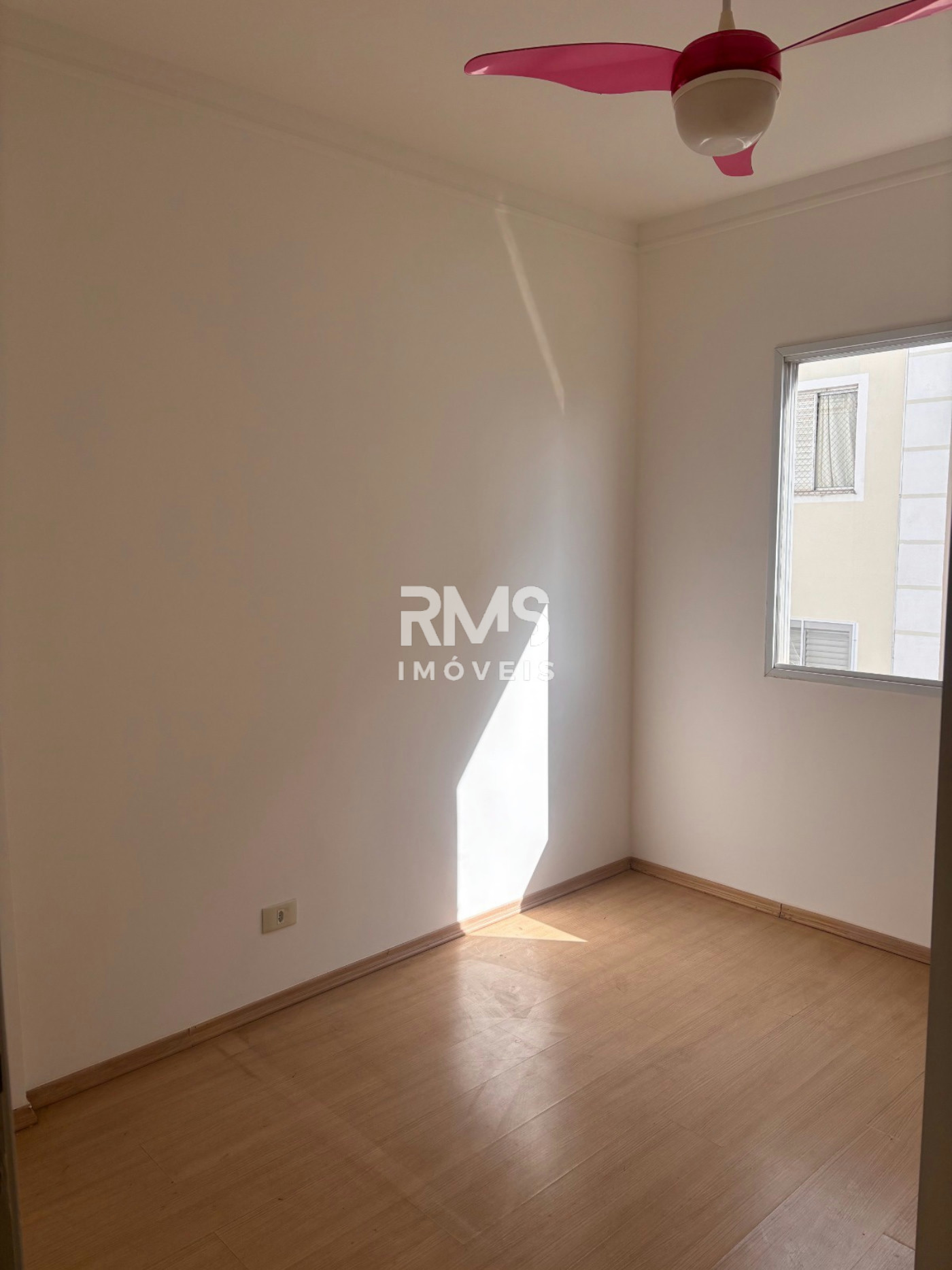 Apartamento à venda ou para alugar com 3 quartos, sendo 1 suíte,  em Vila São José, Itu, SP