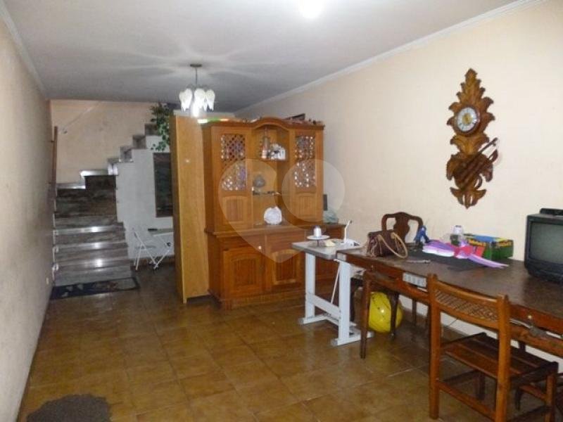 Sobrado à venda com 3 quartos, sendo 1 suíte,  em Santana, São Paulo, SP