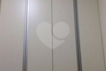 Apartamento à venda com 3 quartos, sendo 1 suíte, em Parque Reboucas, São Paulo, SP