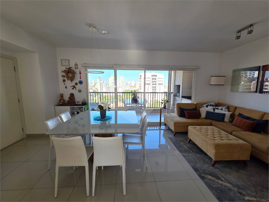 Apartamento à venda com 4 quartos, sendo 2 suítes, em Vila Paulicéia, São Paulo, SP