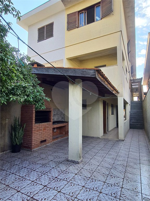Sobrado à venda com 4 quartos, sendo 1 suíte, em Vila Pereira Barreto, São Paulo, SP