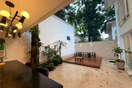 Casa à venda com 4 suítes no condomínio Residencial Campo Belo Belle Ville, São Paulo - SP