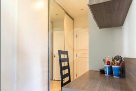 Apartamento à venda com 4 quartos, sendo 3 suítes, em Campo Belo, São Paulo, SP