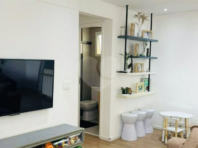 Apartamento à venda com 2 quartos, sendo 1 suíte,  em Vila Guilherme, São Paulo, SP
