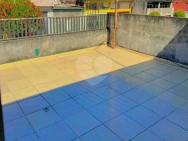 Sobrado à venda com 4 quartos, sendo 1 suíte,  em Jaraguá, São Paulo, SP
