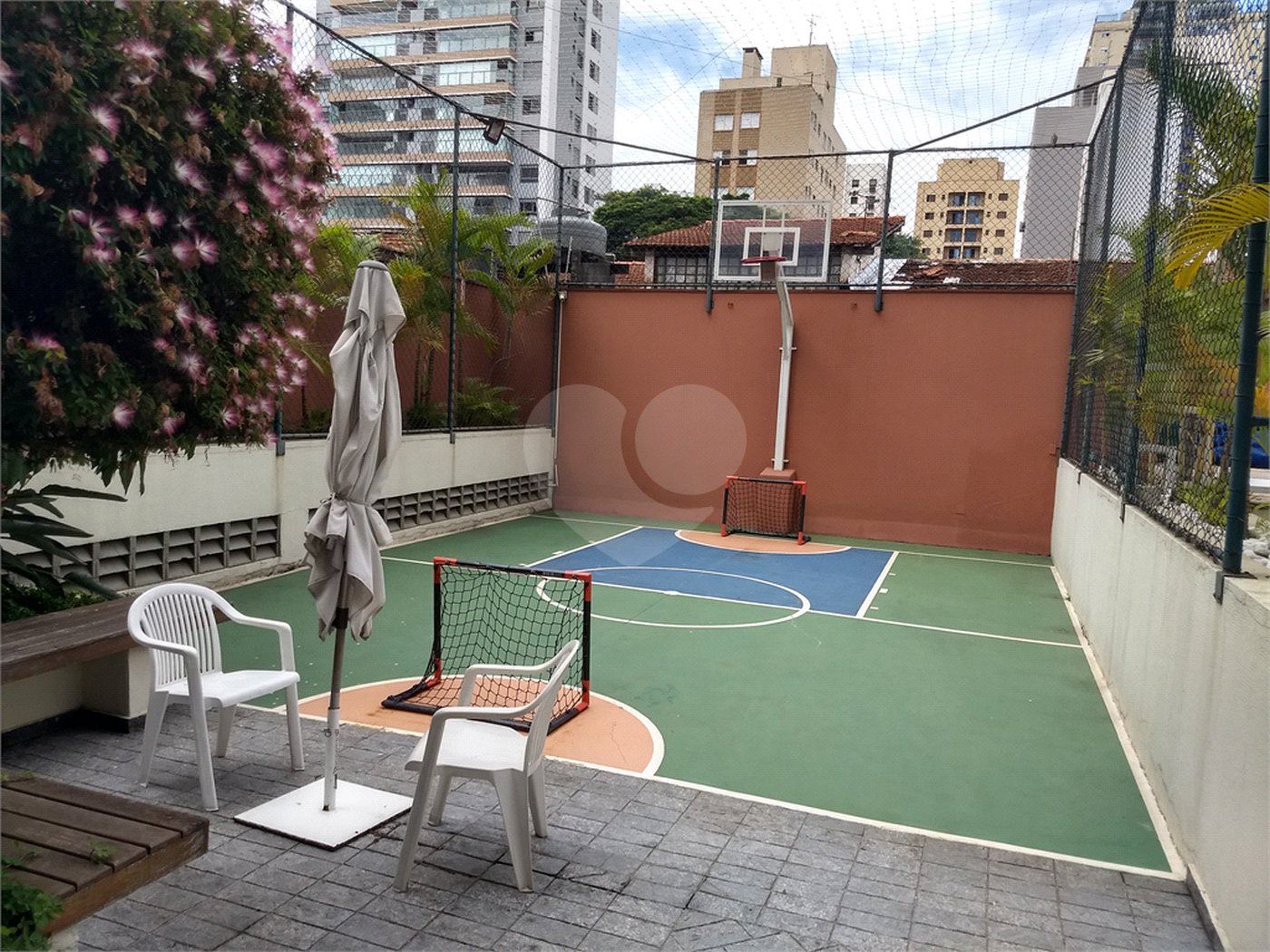 Apartamento à venda com 3 quartos, sendo 1 suíte, em Vila Olímpia, São Paulo, SP