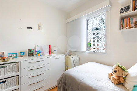 Apartamento à venda com 3 quartos, sendo 2 suítes, em Alto da Lapa, São Paulo, SP