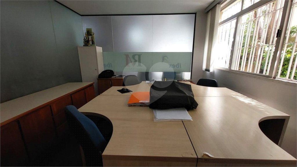Casa à venda com 4 quartos, sendo 2 suítes,  em Vila Alexandria, São Paulo, SP
