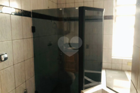 Casa à venda com 3 quartos, sendo 1 suíte,  no Centro, Mogi das Cruzes, SP