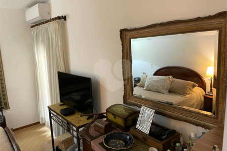 Apartamento à venda com 3 suítes em Granja Julieta, São Paulo, SP