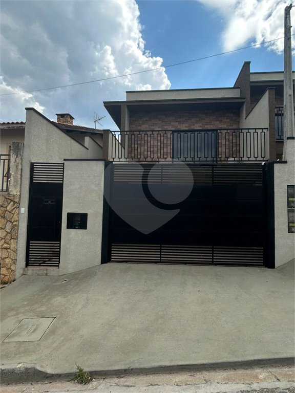 Casa Térrea à venda com 3 quartos, sendo 1 suíte,  em Jardim do Lago, Atibaia, SP
