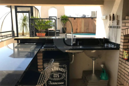 Cobertura à venda com 3 quartos, sendo 1 suíte,  em Vila Andrade, São Paulo, SP