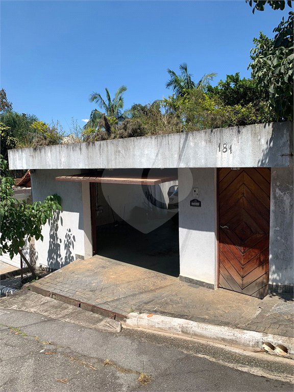 Casa à venda com 3 quartos em Horto Florestal, São Paulo, SP