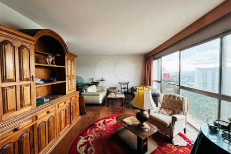 Apartamento à venda com 3 quartos, sendo 1 suíte, em Morumbi, São Paulo, SP
