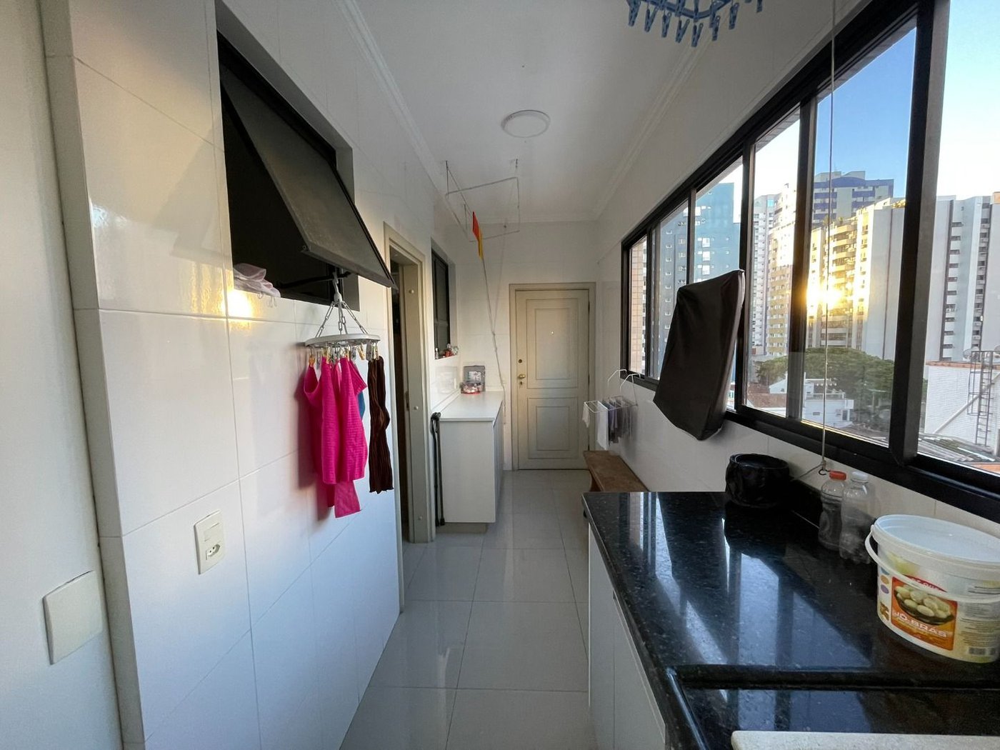 Apartamento com 4 dormitórios à venda, 290 m² por R$ 2.200.000,00 - Boqueirão - Santos/SP