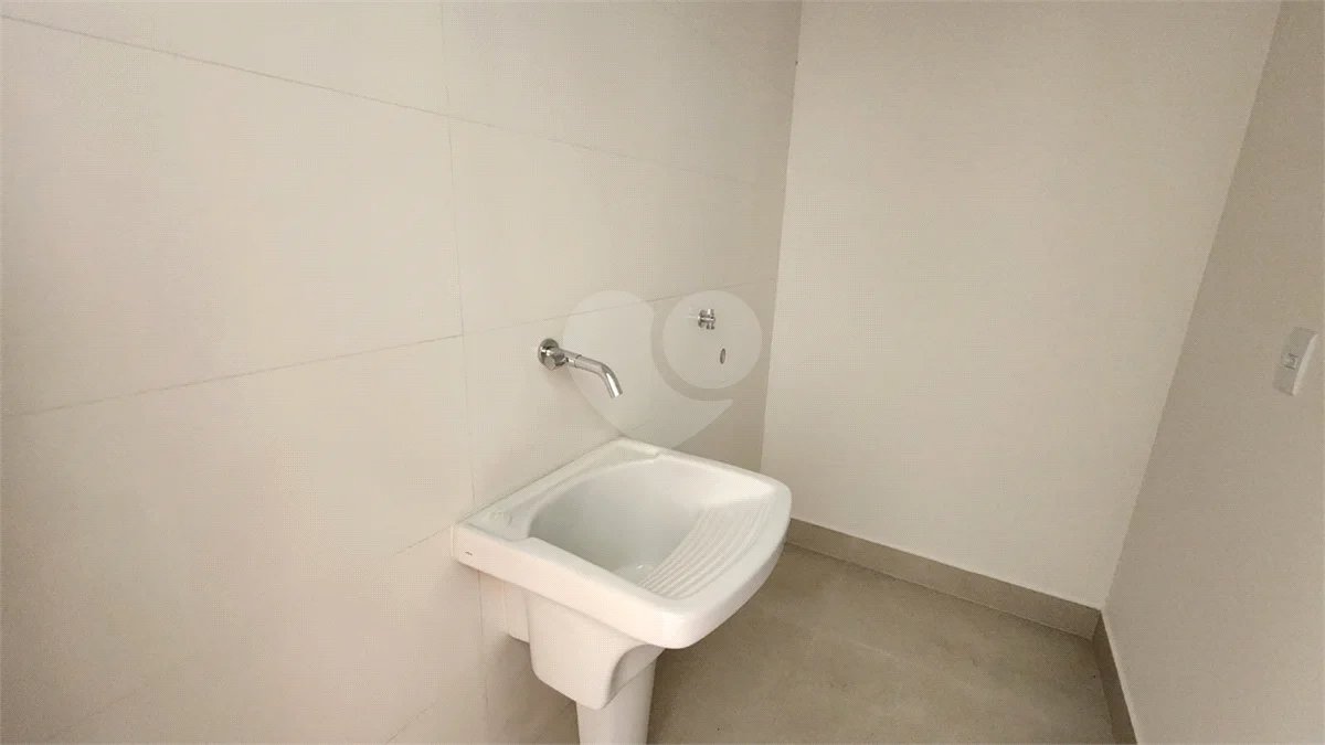 Casa Térrea Recém-Construída à Venda no Condomínio Portal do Bosque – Louveira/SP