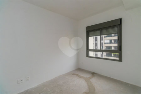 Apartamento à venda com 3 suítes em Brooklin, São Paulo, SP