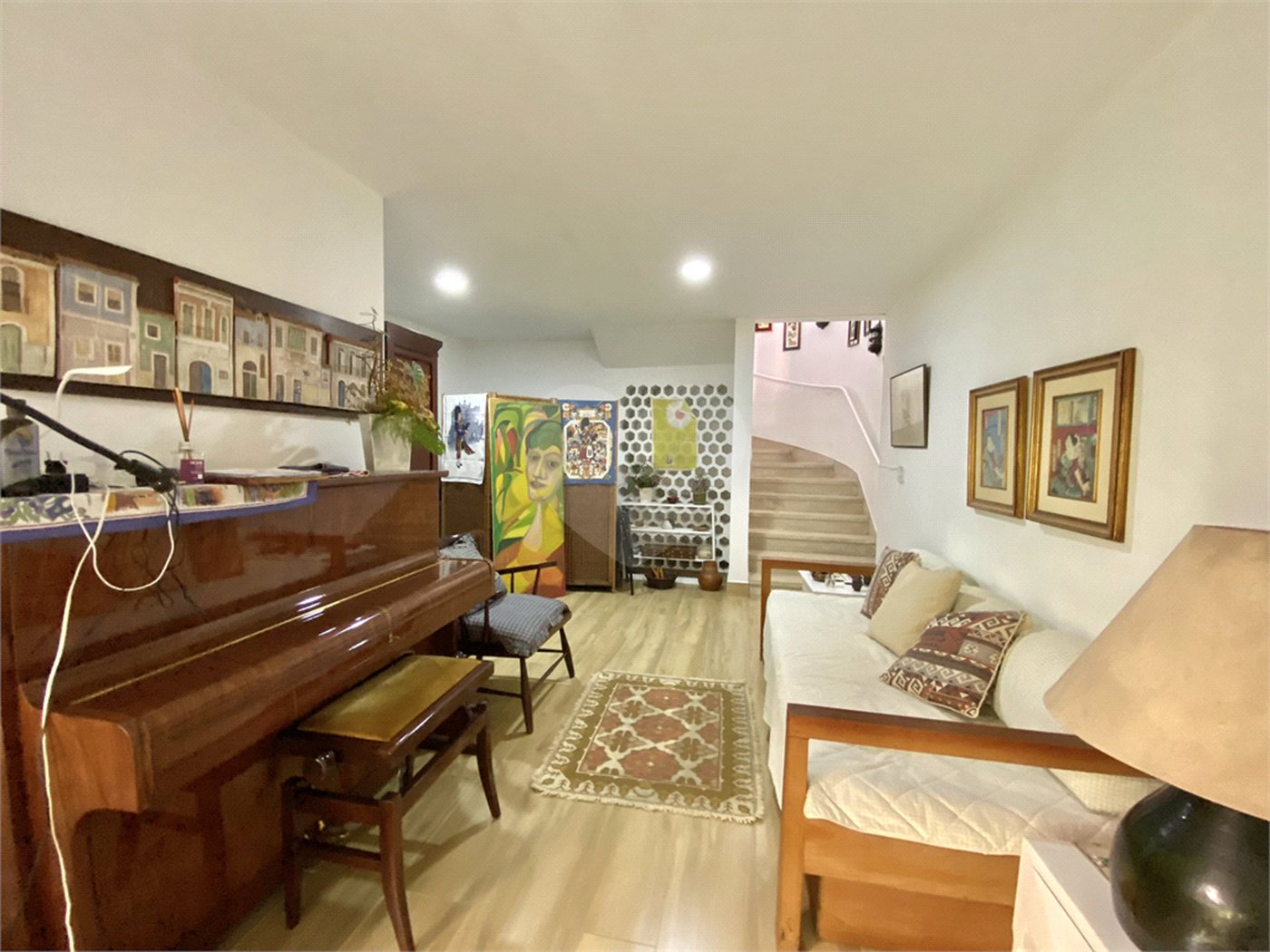Casa de Vila à venda com 3 quartos, sendo 1 suíte, em Jardim Hípico, São Paulo, SP