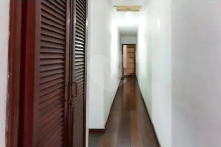Sobrado à venda com 3 quartos em Jardim Peri Peri, São Paulo, SP