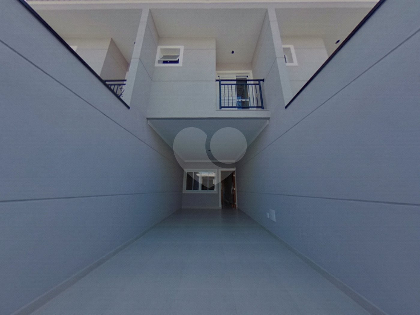 Casa à venda com 3 quartos, sendo 1 suíte, no condomínio Professora Romilde Nogueira de Sá, São Paulo - SP