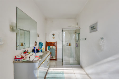 Sobrado à venda com 3 quartos, sendo 2 suítes, em Brooklin, São Paulo, SP